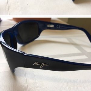 Maui Jim Sunglasses MJ261 Surf Rider